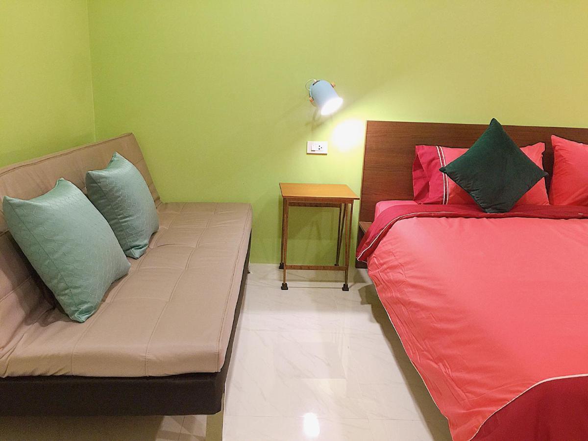 チエンマイ チョール チャン ハウス Bed & Breakfast エクステリア 写真